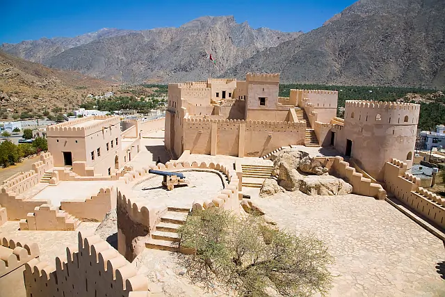 قلعة نخل من الداخل - سلطنة عمان